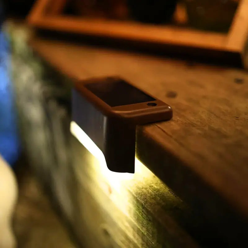 SolaGarden™ Deck Lights