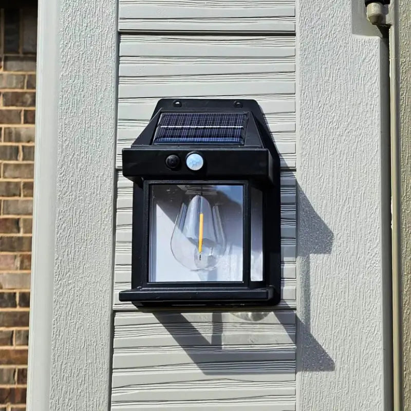 SolaGarden™ Outdoor Wall Lantern